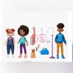 Karma World Dolls Set